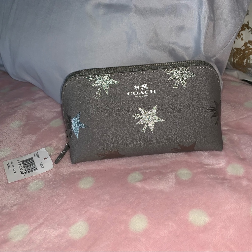 Coach cosmetics case ⭐️
